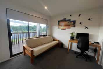 B/7 Tributary Parade, Karaka