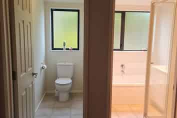 2 Comber Place, Johnsonville