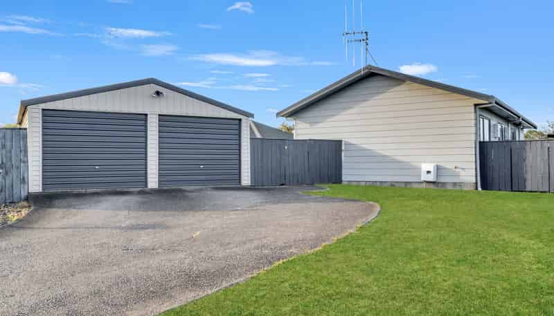 32 Dahlstrom Grove, Kelvin Grove