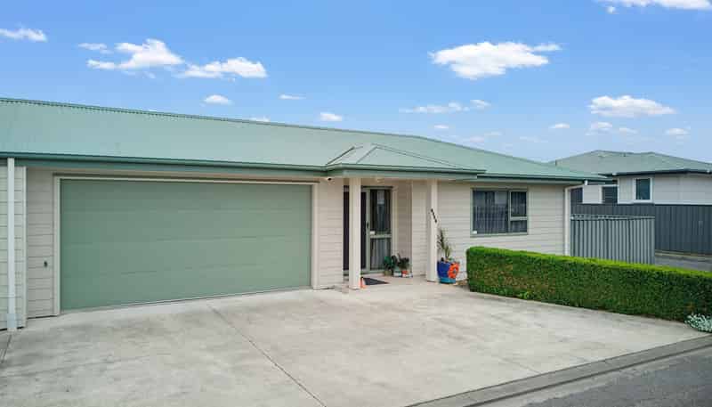 1027 Reka Street, Akina
