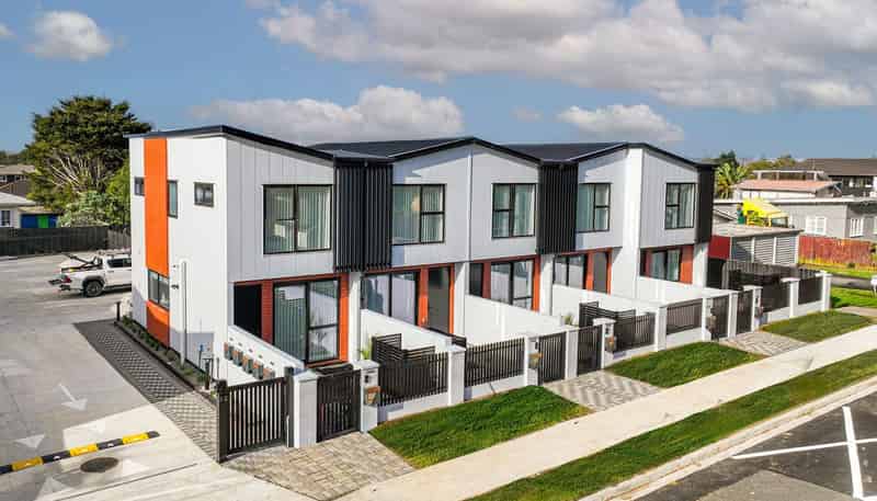 1/50 Hutton street, Otahuhu