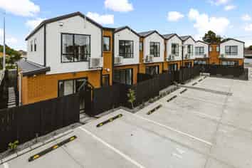 1/50 Hutton street, Otahuhu