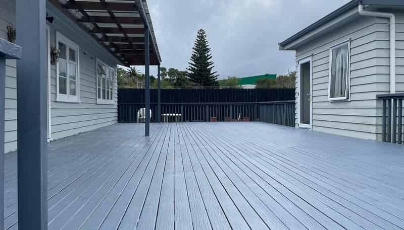 2/18 Tahi Terrace, Glen Eden