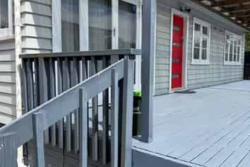 2/18 Tahi Terrace, Glen Eden