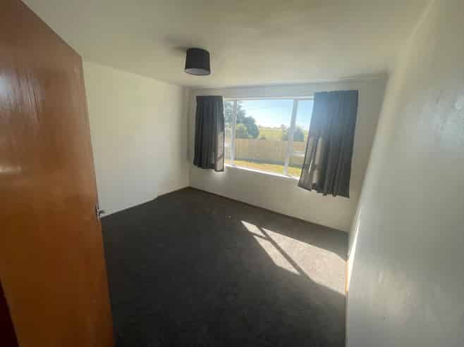 Taranaki - Address withheld