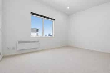 122F  Newton Road, Eden Terrace