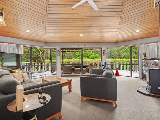 14 Highfield Way, Maunu