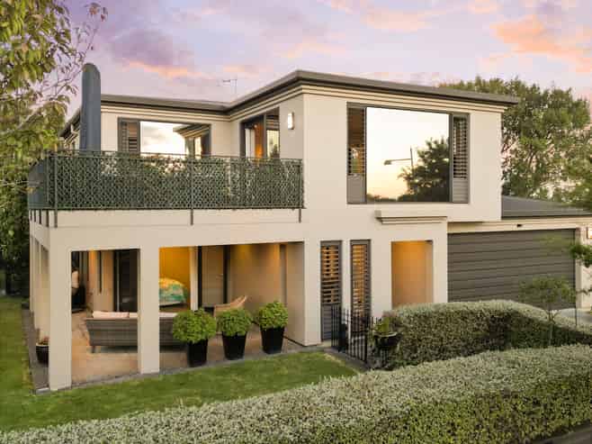 9 Bishopsworth Way, Huntington