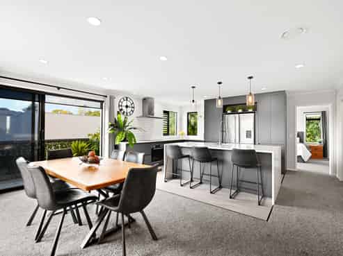 9 Bishopsworth Way, Huntington
