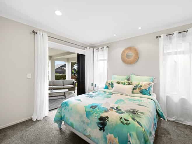 9 Bishopsworth Way, Huntington