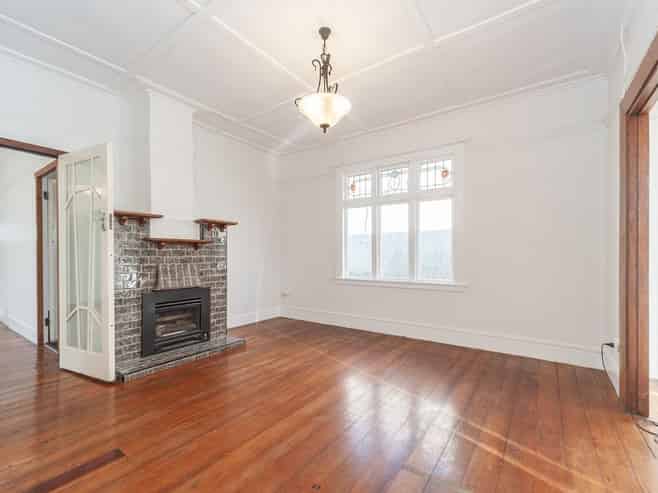 372 Broadway , Miramar