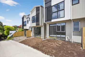Lot 8/18 Woodglen Road, Glen Eden