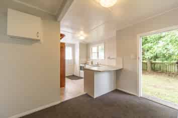 143 Cobham Drive, Hamilton East