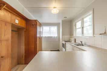 143 Cobham Drive, Hamilton East