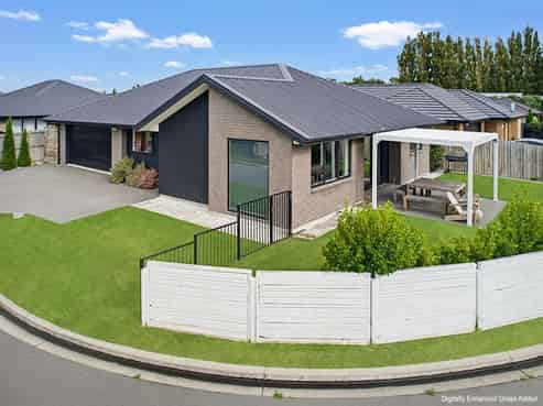 6 Arabella Crescent, Yaldhurst