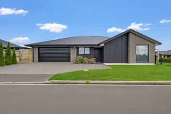 6 Arabella Crescent, Yaldhurst