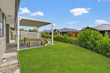 6 Arabella Crescent, Yaldhurst