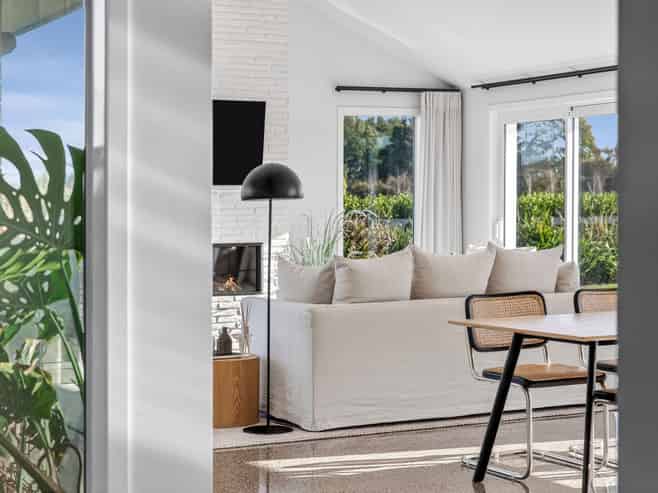 14 Seachange Drive, Cambridge