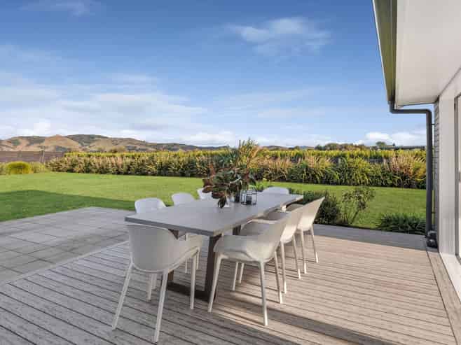 14 Seachange Drive, Cambridge