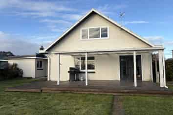 23 Edward Street, Pahiatua