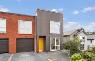 11 Orowaru Avenue, Massey