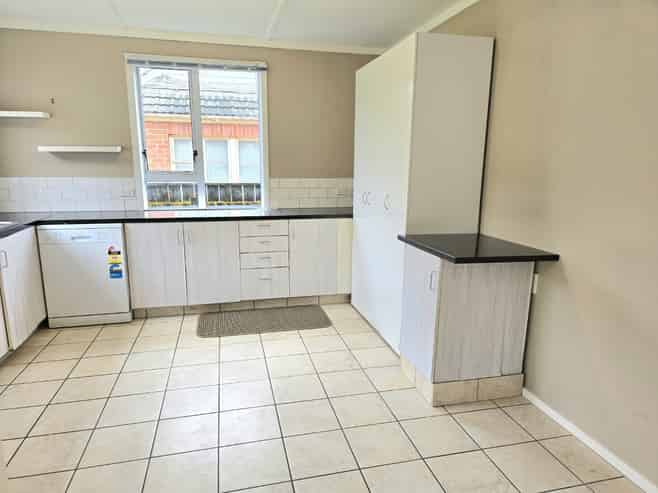 8 Cleland Crescent, Naenae