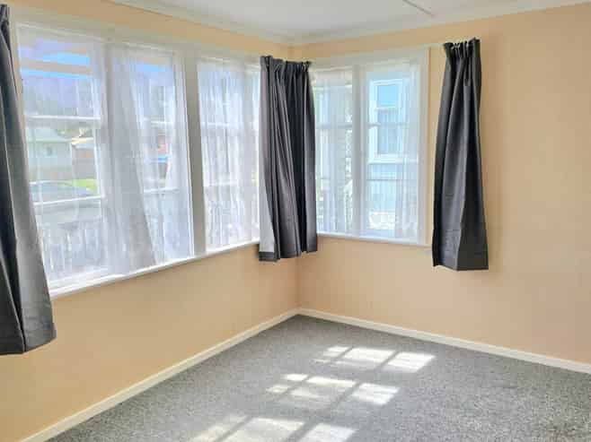 8 Cleland Crescent, Naenae