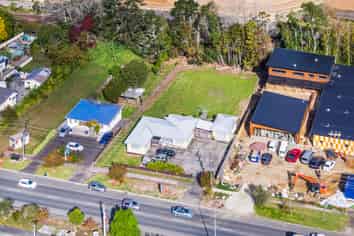 Freehold Business Mixed Use Site with Income