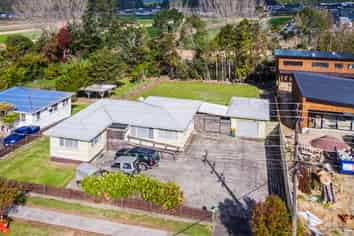 Freehold Business Mixed Use Site with Income