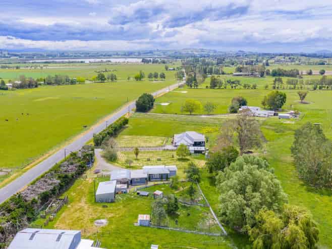 659 Porangahau Road, Waipukurau