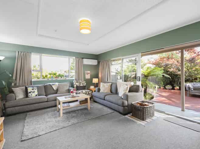 11 Carvell Street, Blenheim