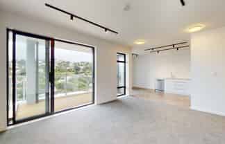 4/67 Tiketike Way, Brooklyn