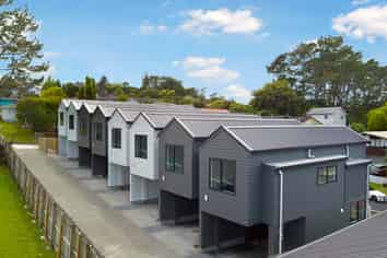 Lot 4/35 Glenbervie Crescent, Massey