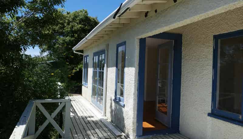 21 Tiromoana Rd, Raumati South