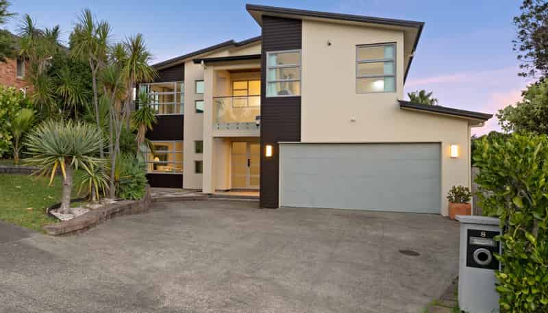 8 Springvale Drive, Albany