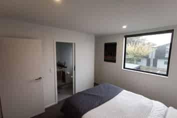 15/314 Worcester Street, Linwood