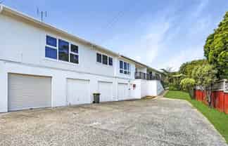 2/ Selwyn Crescent, Forrest Hill