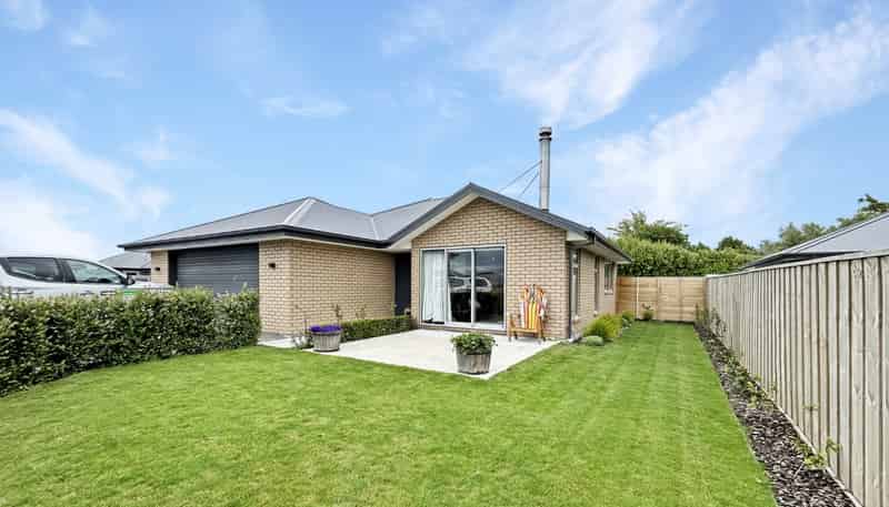 9 Shier Place, Amberley