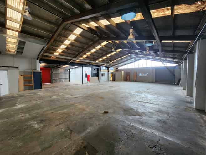 Corner Profile Exposure