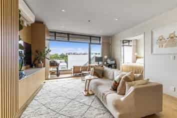 504/6 Heather Street, Parnell