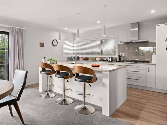 2 Probert Crescent, Chartwell