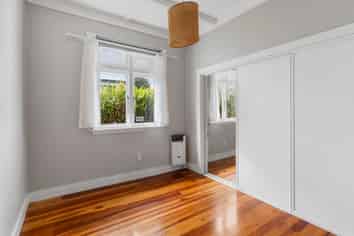 12 Watling Street, Mount Eden