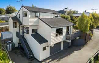 37 Whitby Street, Mornington