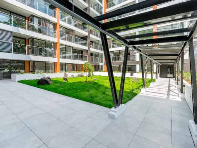 110/10 Lion Pl, Epsom