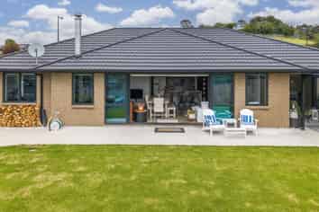 17 Awa Avenue, Helensville