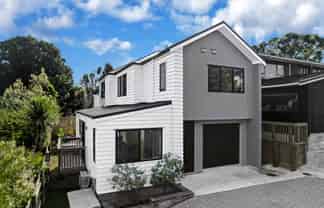 14a Oaktree Avenue, Browns Bay