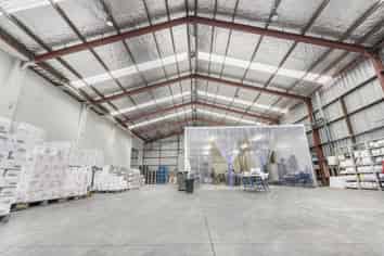 High-Stud Industrial Facility – Heavy Industry Zone