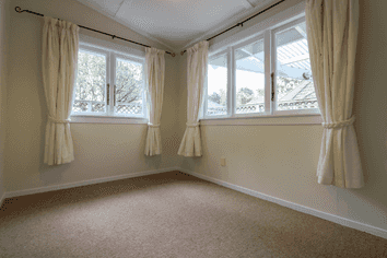 8 Rongopai Street, Roslyn