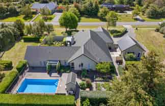 10 Fairway Drive, Martinborough