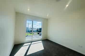 115 Luke Street East, Otahuhu